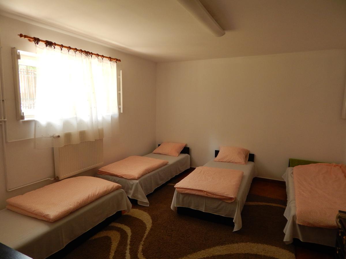 Hostel Madeira Gdańsk Buitenkant foto