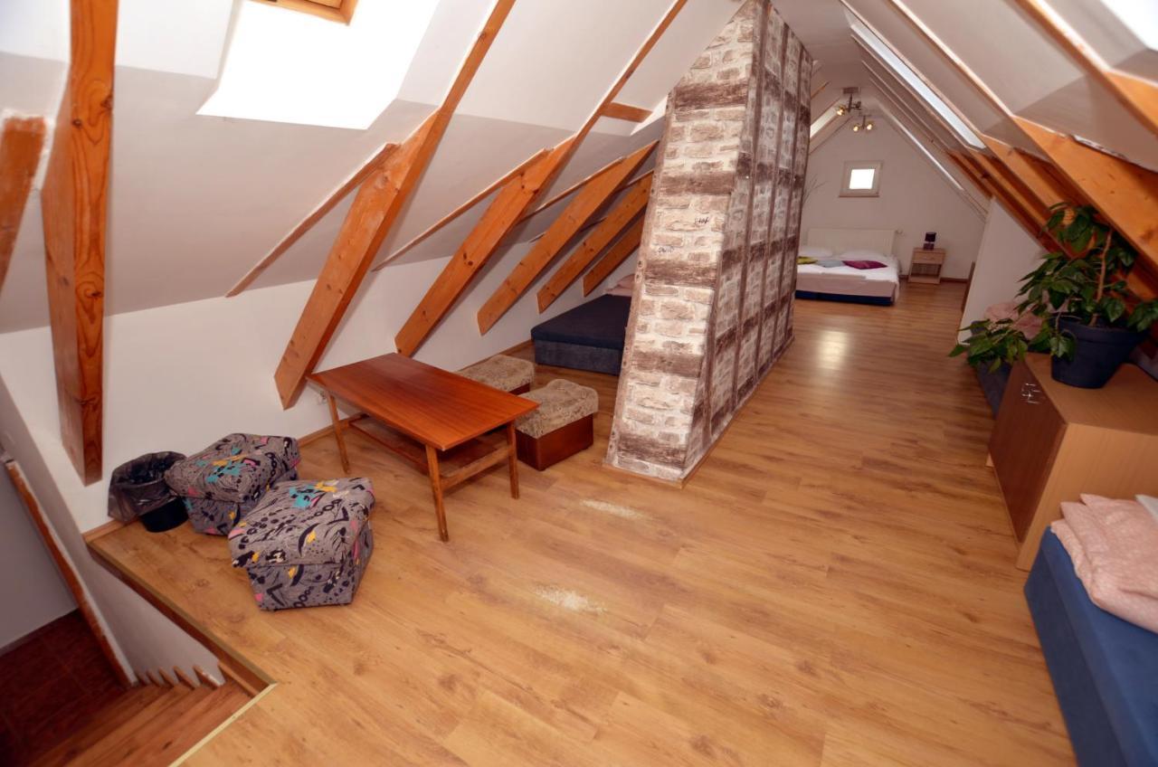 Hostel Madeira Gdańsk Buitenkant foto